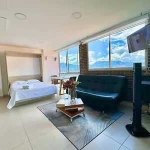 Apto Familiar In Poblado Apartamento Medellín
